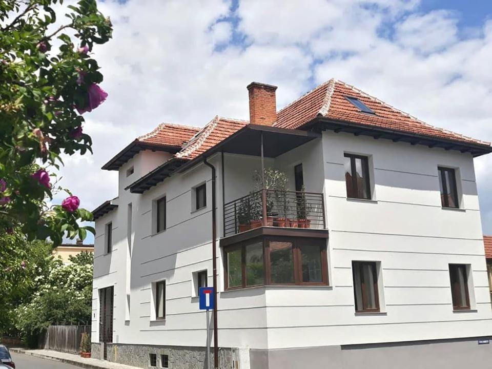 Casa Bologna Apartment Brașov Exterior foto